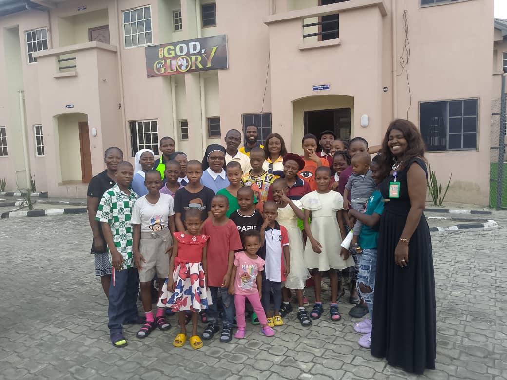 Children and staff at Hope City Children Home
